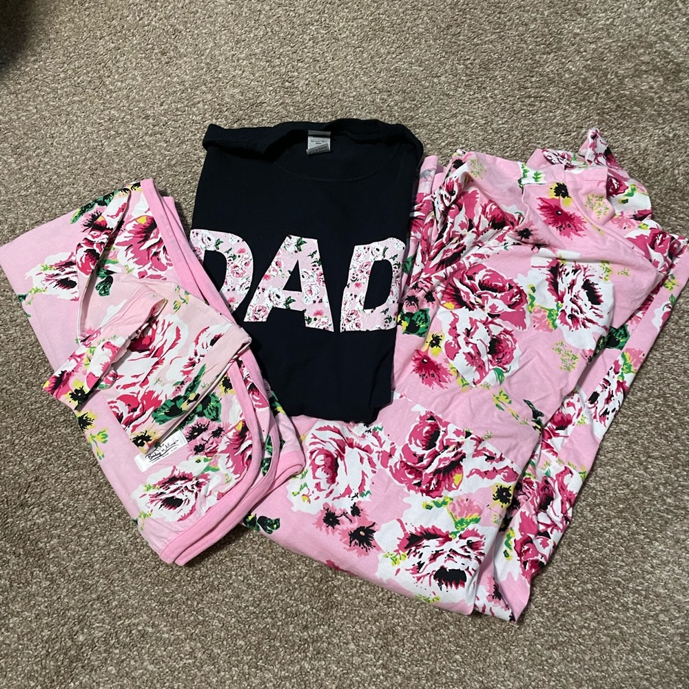 Maternity robe, matching swaddle and men tshirt